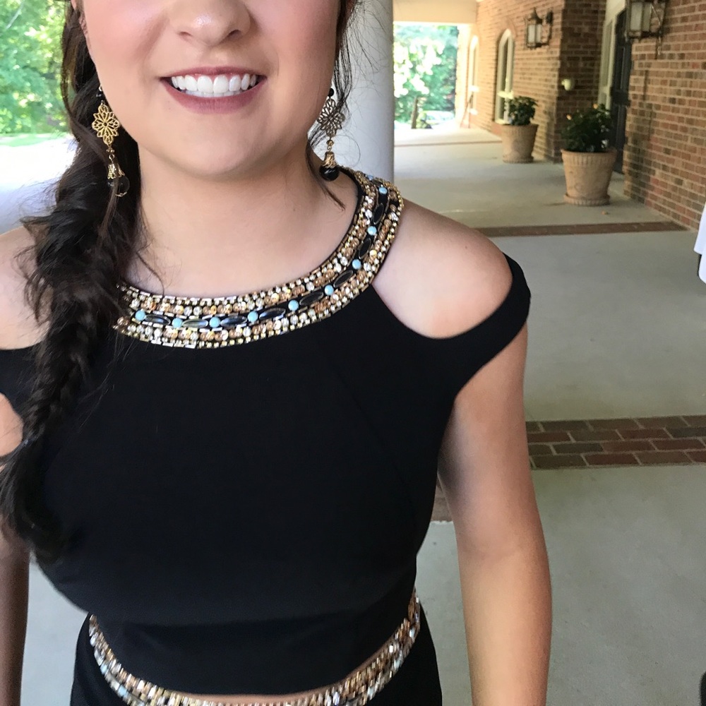 PROM DRESS!!! - Picture 2 of 4